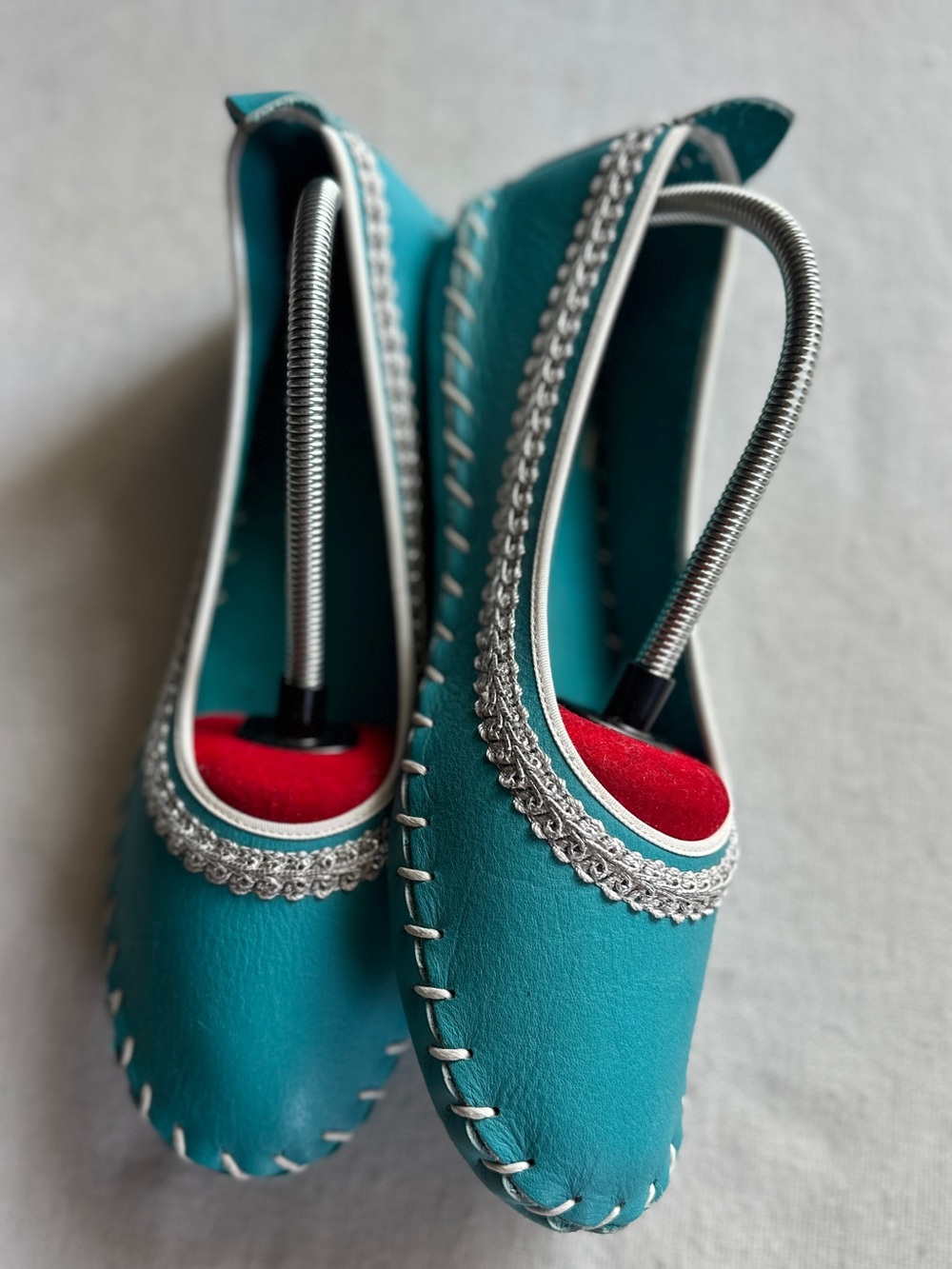 Handmade Turkish Leather Yemeni Flats Turquoise | 7.5